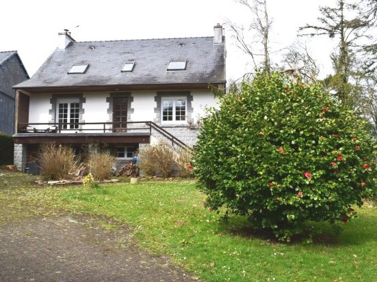 Maison 8 Pièces 29690 Huelgoat